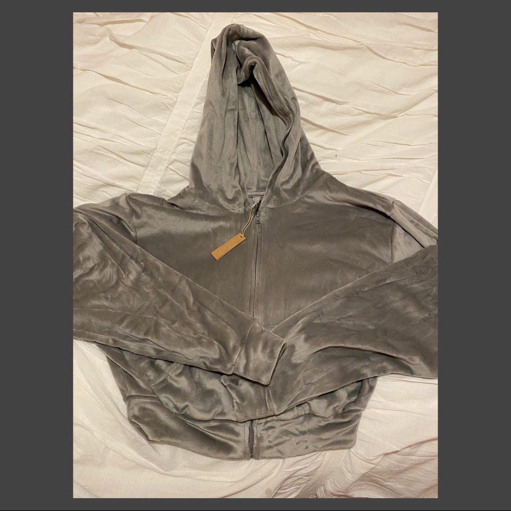 SKIMS Velour Cropped Zip Hoodie-NWT